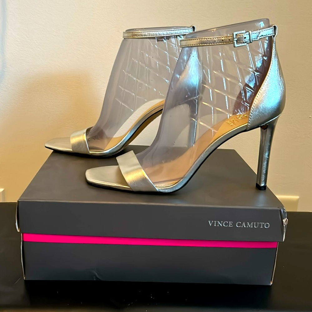 New Vince strappy sandles